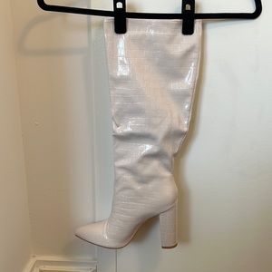Size 8.5 off-white below the knee boots